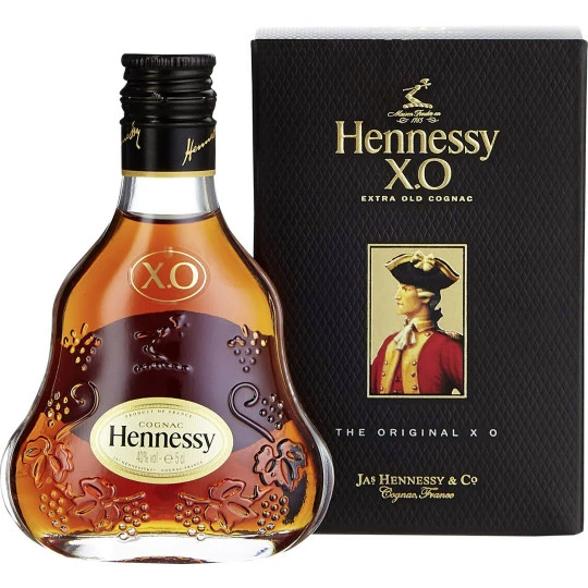 Hennessy Cognac XO 40% GP 0,7L 1 Hennessy Cognac XO 40% GP 0,7L